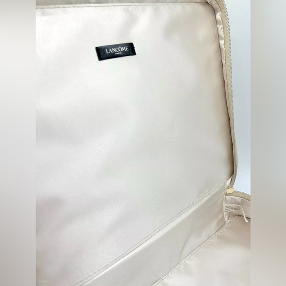 HUGE Lancôme Limited Edition Makeup Bag ~ NEW!! - Picture 5 of 6